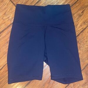 CALIA by Carrie Underwood Navy Bike Shorts size Medium EUC